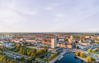 Luftbild von Potsdam mit Blick auf den Landtag.