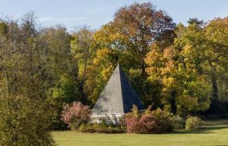 Neuer Garten, Pyramide, Foto: Reinhardt & Sommer, Lizenz: SPSG