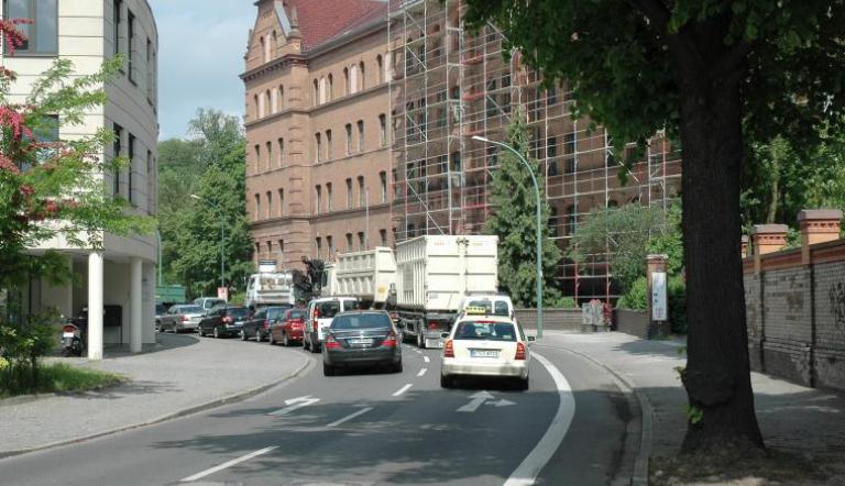 Verkehr in der Behlertstraße