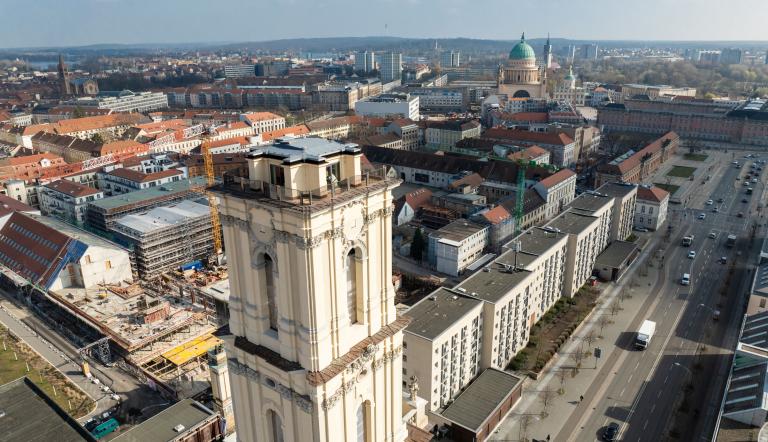 Turm der Garnisonkirche Potsdam Drohne, Foto: Glow Communications GmbH Berlin, Lizenz: Stiftung Garnisonkirche Potsam