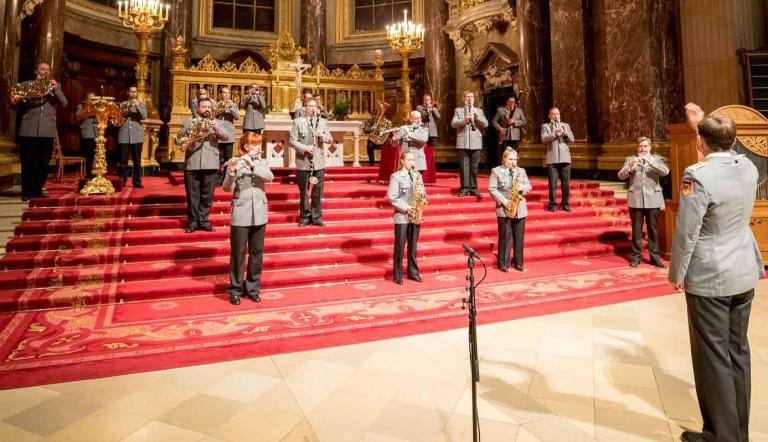 Stabsmusikkorps der Bundeswehr im Berliner Dom, Foto: Torsten Kraatz, Lizenz: Bundeswehr