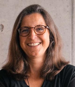 Prof. Dr. habil. Daniela Schlütz